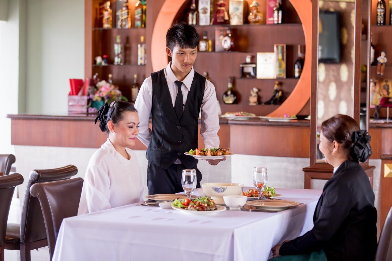 Erawan Hotel Khok Kloi Luaran gambar